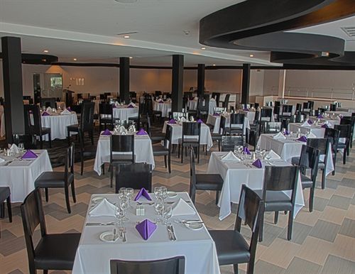 Regent Star Hotel Piarco Esterno foto